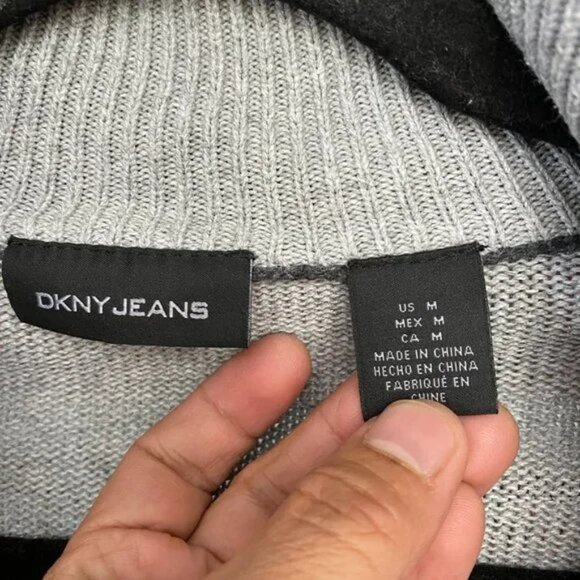 DKNY Men's Sweater Medium M Mock Neck Quarter Zip Pullover Tight Knit Gray - Picture 5 of 6